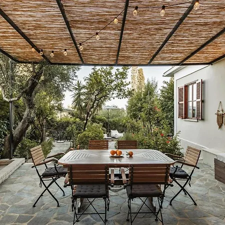 Villa Gioia - Secret Gem With Private Garden *