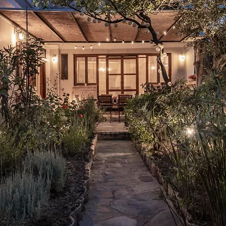 Villa Gioia - Secret Gem With Private Garden Katastárion