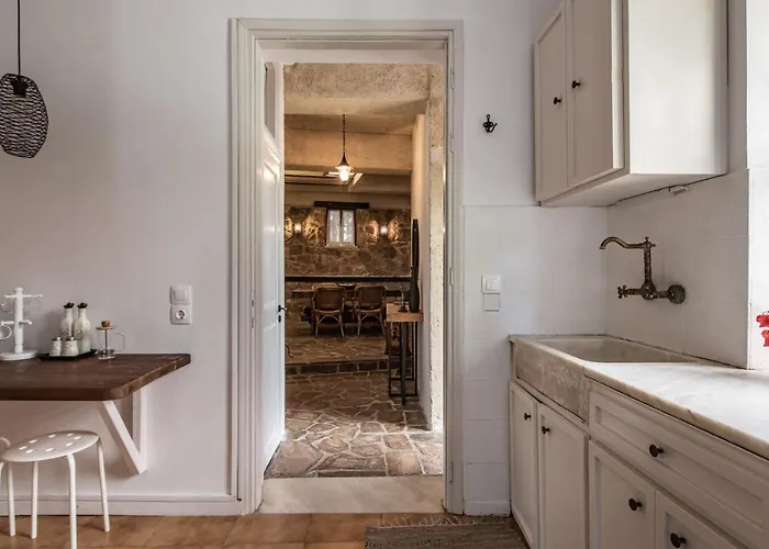 Villa Gioia - Secret Gem With Private Garden *