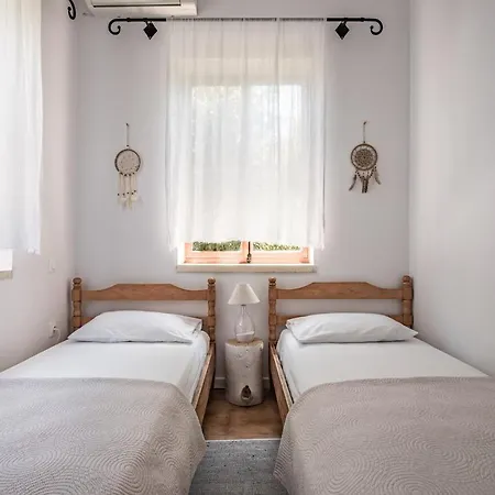 Villa Gioia - Secret Gem With Private Garden