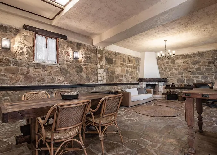 Villa Gioia - Secret Gem With Private Garden * Katastárion